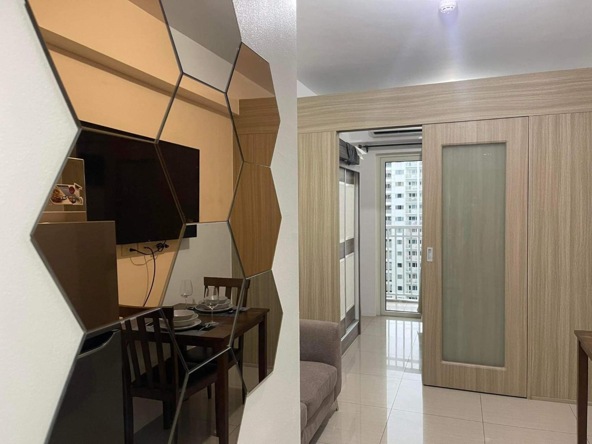 Shore 1 & 3 Residences Moa 1Br With Balcony By Darpm Manila Eksteriør billede