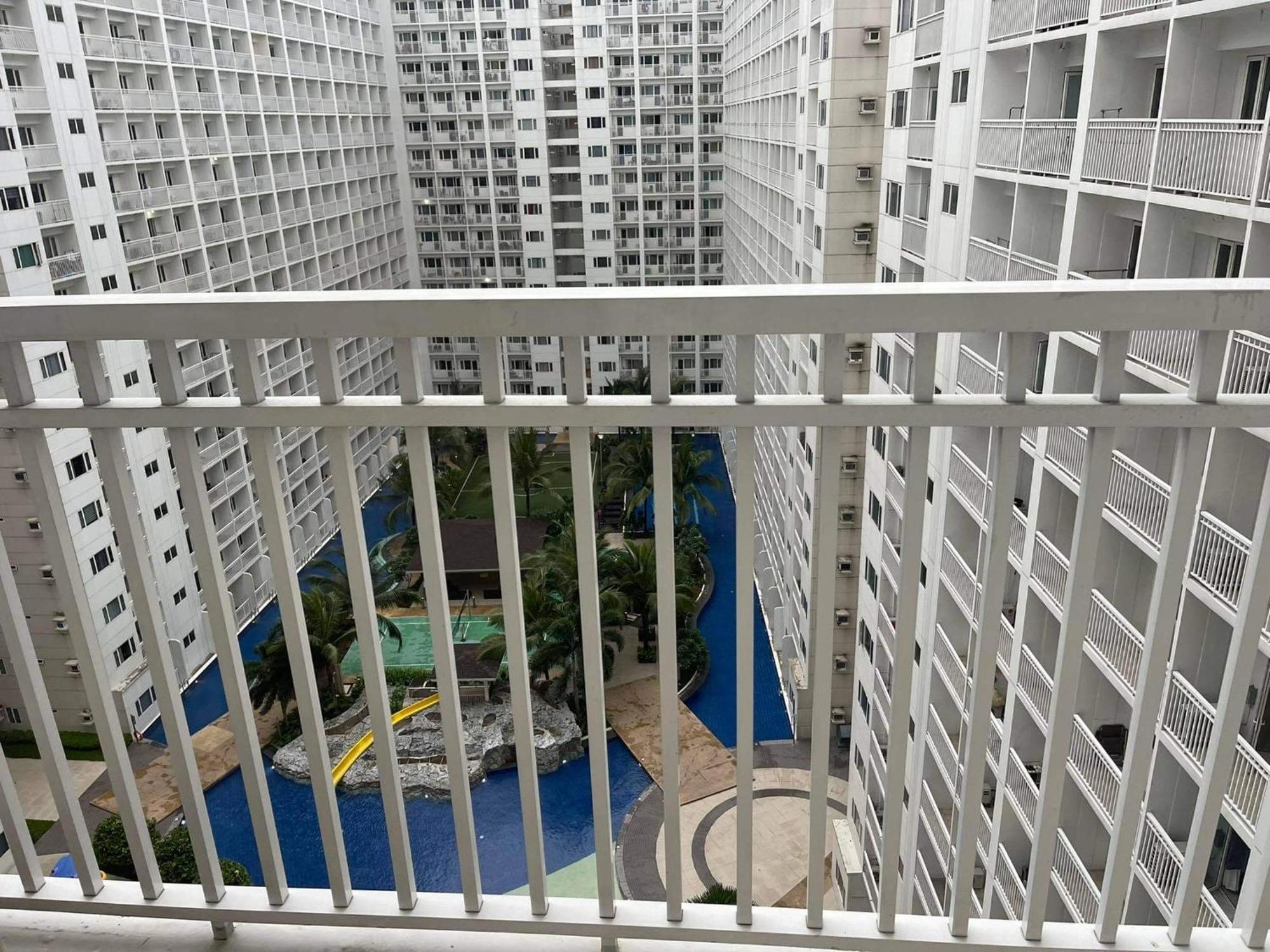 Shore 1 & 3 Residences Moa 1Br With Balcony By Darpm Manila Eksteriør billede