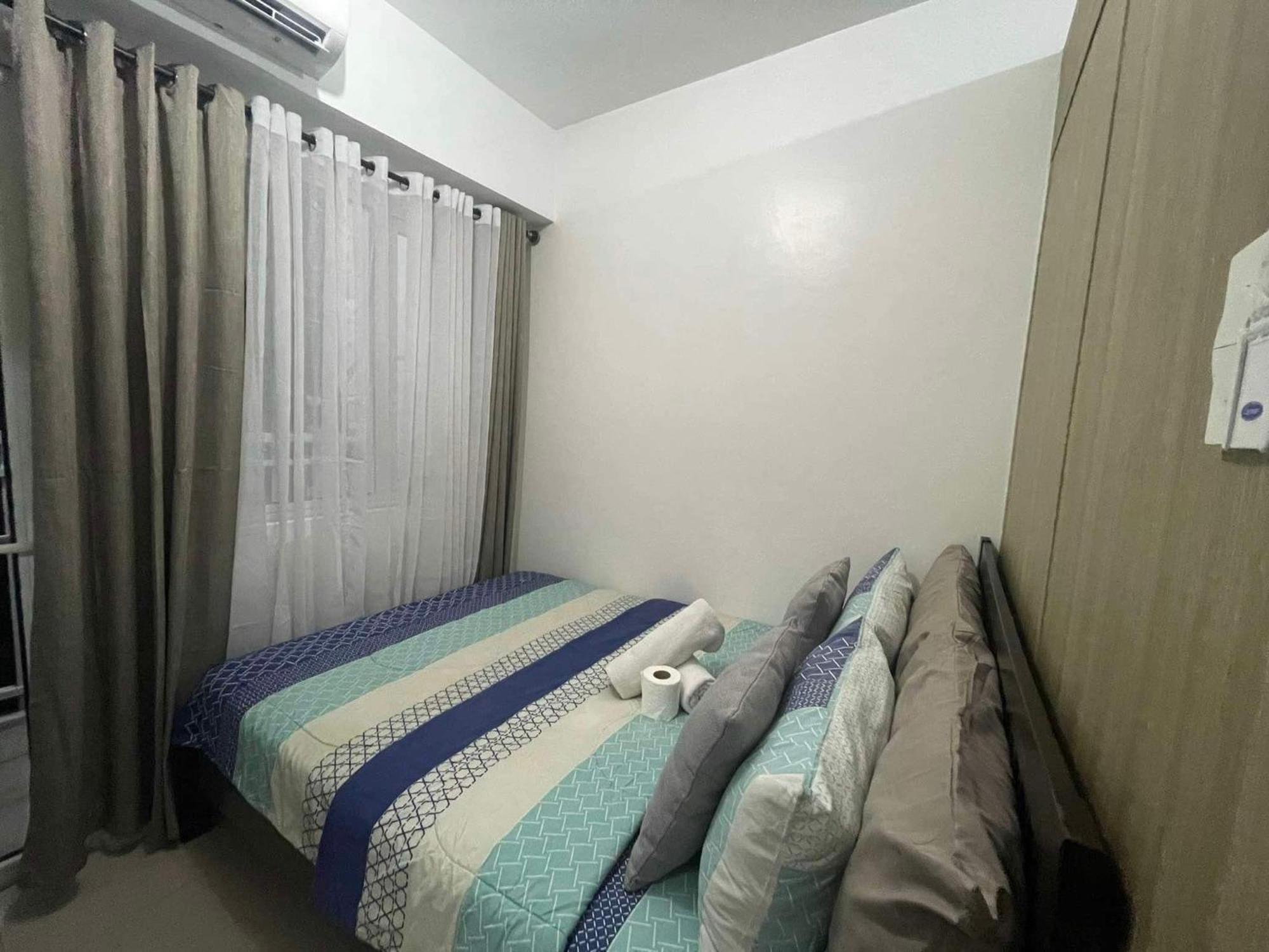 Shore 1 & 3 Residences Moa 1Br With Balcony By Darpm Manila Eksteriør billede