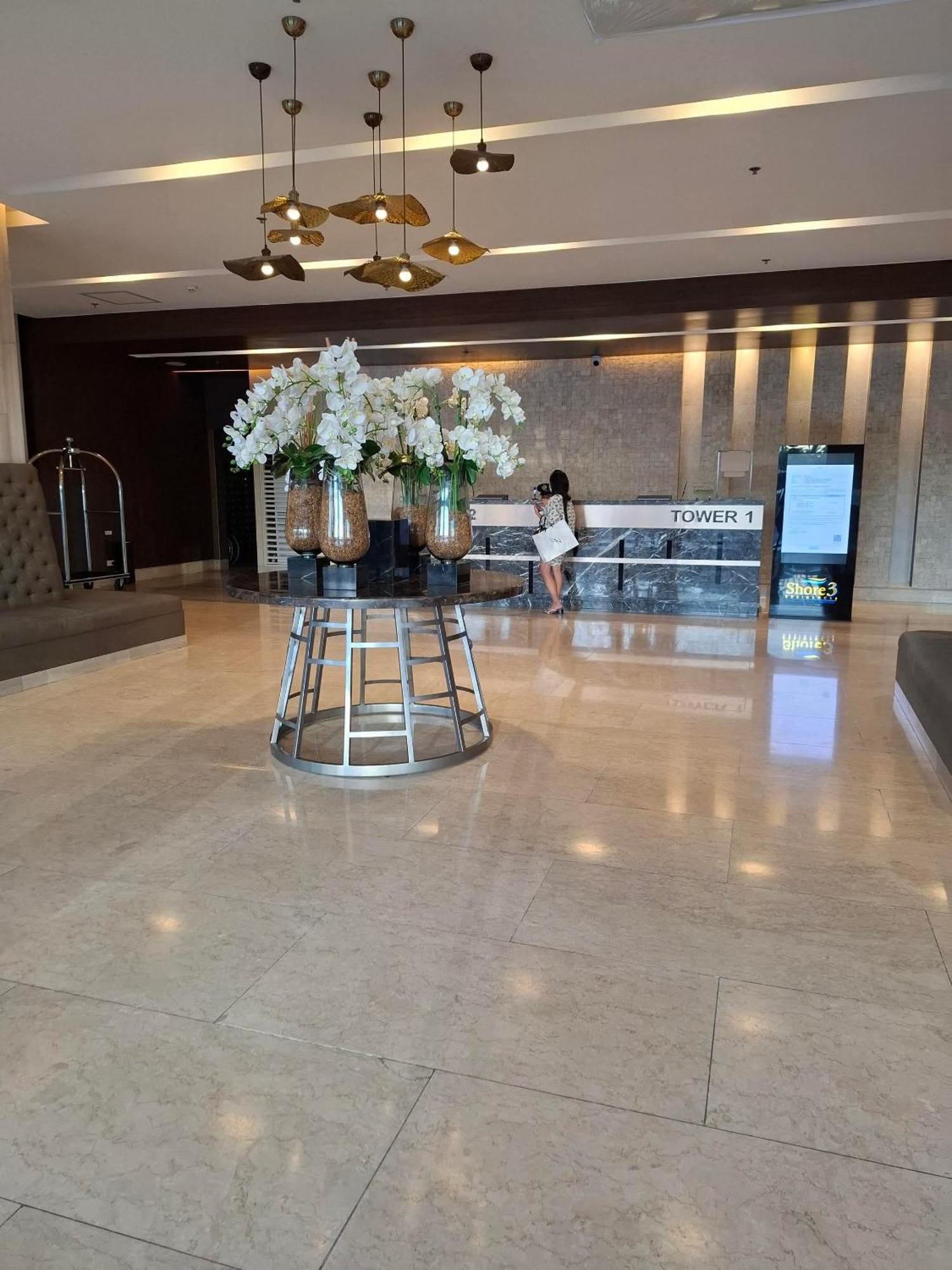 Shore 1 & 3 Residences Moa 1Br With Balcony By Darpm Manila Eksteriør billede